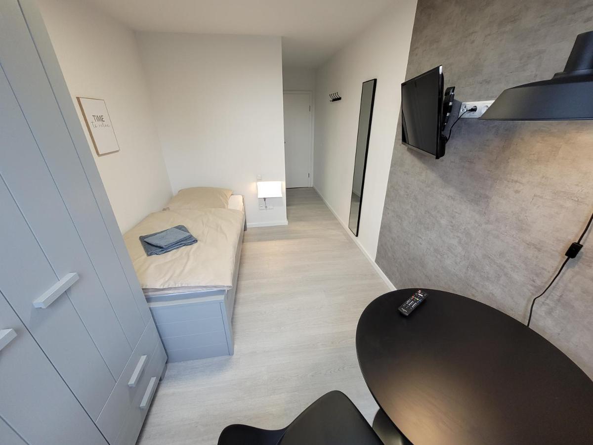 Guesthouse Wi Rooms Юлих Экстерьер фото